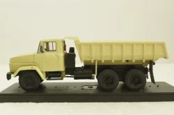 Краз-260, самосвал, бежевый, (НАП) Конверсии 1:43