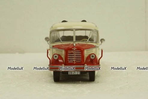 Borgward BO 4000 1952, BUS014, IXO 1:43