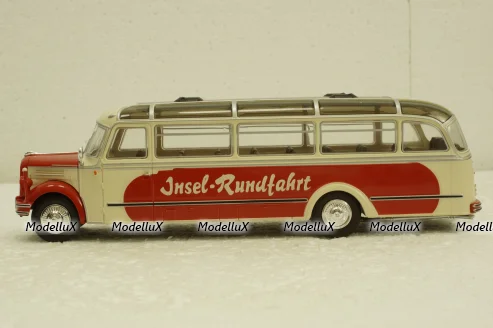 Borgward BO 4000 1952, BUS014, IXO 1:43