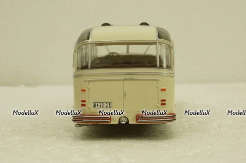 Borgward BO 4000 1952, BUS014, IXO 1:43