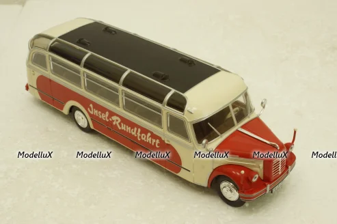 Borgward BO 4000 1952, BUS014, IXO 1:43