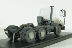 Маз-6422 тягач, Modellux 1:43