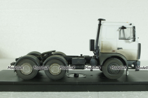 Маз-6422 тягач, Modellux 1:43