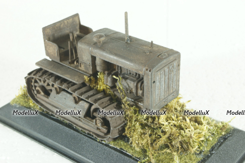 Сталинец-65 трактор, заброшенный, Modellux 1:43