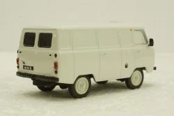 Уаз-3741 , белый Автолегенды СССР и Соцстран №197 1:43
