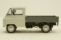 Zuk A-11B белый/серый, Автолегенды СССР 1:43