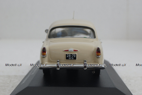 Газ-21 Волга , Такси из к/ф Бриллиантовая рука, S05.033, VVM 1:43