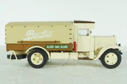 Berliet GVL 28 Truck Diesel Telonato, Berliet Collection, Hachette 1:43