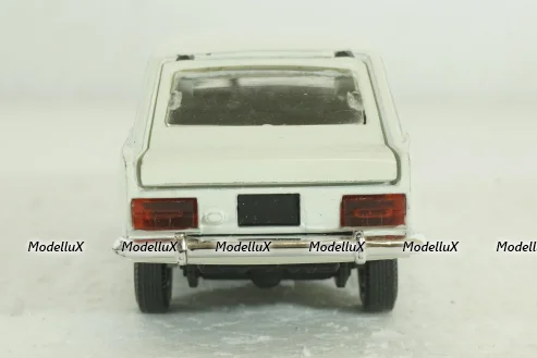 Иж-1500 Комби, белый, Агат 1:43