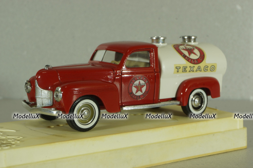 Dodge Tanker Texaco, red, Solido 1:43