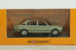 BMW 520 (E12) 1972 green metallic, 940023005, Maxichamps 1:43 