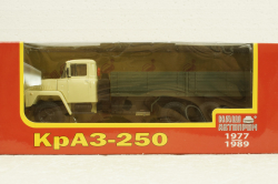 Краз-250 борт бежевый/зеленый 1977, Н204, Наш Автопром 1:43