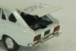 Иж-1500 Комби, белый, Агат 1:43