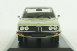 BMW 520 (E12) 1972 green metallic, 940023005, Maxichamps 1:43