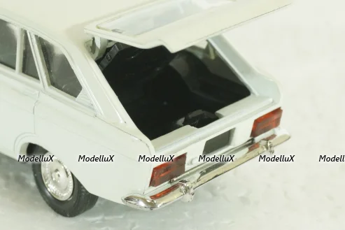 Иж-1500 Комби, белый, Агат 1:43
