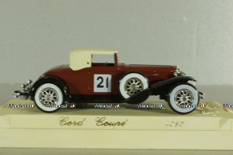 Cord L29 Coupe 1929, red, Solido 1:43
