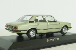 BMW 520 (E12) 1972 green metallic, 940023005, Maxichamps 1:43 