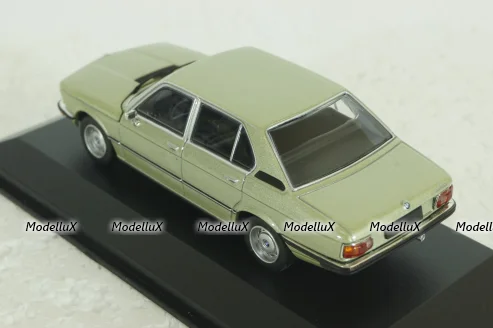 BMW 520 (E12) 1972 green metallic, 940023005, Maxichamps 1:43 