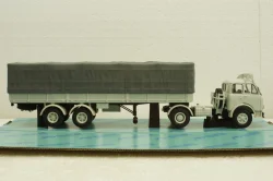Маз-504В с п/прицепом 5205А Совстрансавто белый, Н789, Наш Автопром 1:43