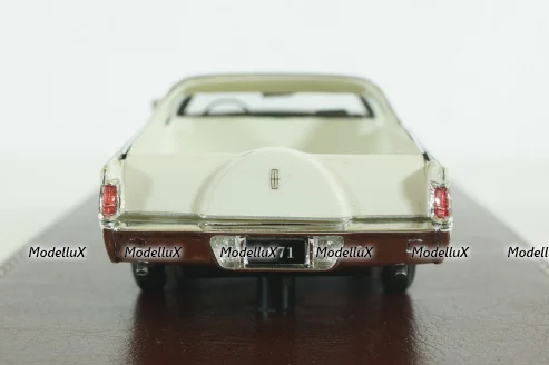 Lincoln Continental Mark III Farm and Ranch special (1972) white, GIM012A, GIM 1:43