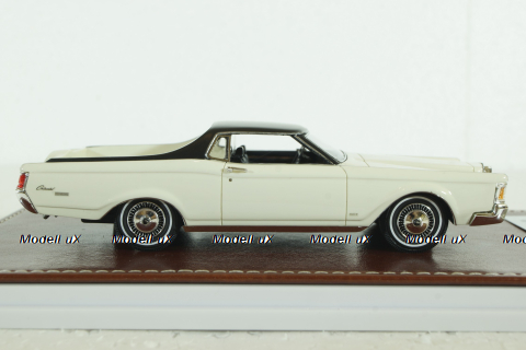 Lincoln Continental Mark III Farm and Ranch special (1972) white, GIM012A, GIM 1:43