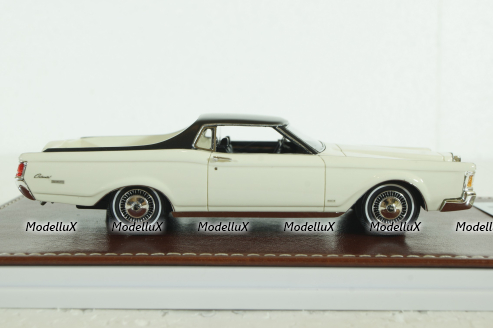 Lincoln Continental Mark III Farm and Ranch special (1972) white, GIM012A, GIM 1:43