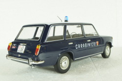 Fiat 124 Estate Carabinieri 1972, T9-1800222, Triple9 1:18