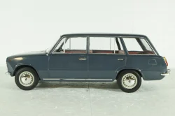 Fiat 124 Estate Medium Grey 1972, T9-1800220, Triple9 1:18