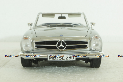 Mercedes 280 SL Pagode with removable Hardtop silver/black, 450037300, Schuco 1:18