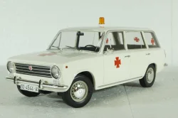 Seat 124 Familiare Ambulancia 1968, T9-1800227, Triple9 1:18