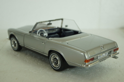 Mercedes 280 SL Pagode with removable Hardtop silver/black, 450037300, Schuco 1:18