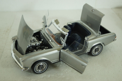 Mercedes 280 SL Pagode with removable Hardtop silver/black, 450037300, Schuco 1:18