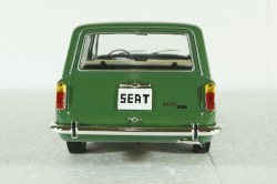 Seat 124 Familiare, Green 1968, T9-1800226, Triple9 1:18
