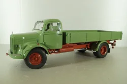 Mercedes L3500 truck with canvas top, green/red/grey, 450050100, Schuco 1:18