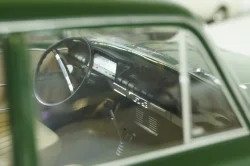 Seat 124 Familiare, Green 1968, T9-1800226, Triple9 1:18