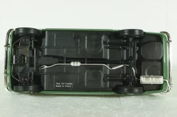 Seat 124 Familiare, Green 1968, T9-1800226, Triple9 1:18