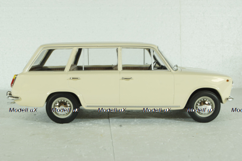Seat 124 Familiar, 1968 cream white, T9-1800225, Triple9 1:18