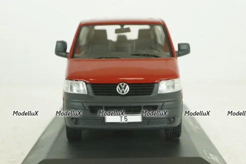 Volkswagen T5 red 2003, CLC564,  IXO 1:43