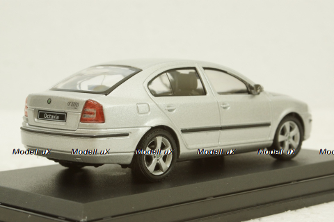 Skoda Octavia II 2004, silver diamand metallic, 143AB001A, Abrex 1:43