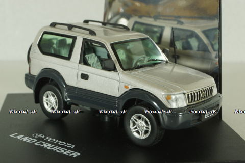 Toyota Land Cruiser Prado 90 3-doors 1990, grey, Vitesse 1:43