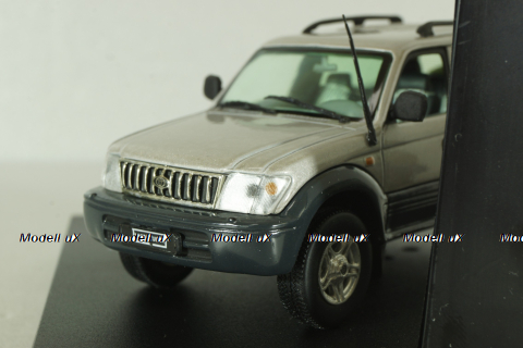 Toyota Land Cruiser Prado 90 3-doors 1990, grey, Vitesse 1:43