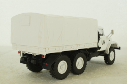 Зил-131 бортовой с тентом, ООН, 100237.он, АвтоИстория 1:43