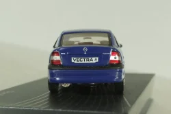 Opel Vectra (B) sedan 1995, blue, OPC069, Opel Collection #69 1:43