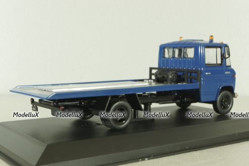 Mercedes L 608 D car trancporter 1980, blue, CLC571, IXO 1:43