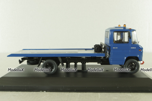 Mercedes L 608 D car trancporter 1980, blue, CLC571, IXO 1:43