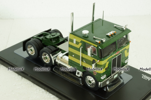 Peterbilt T 352 Pacemaker 1979,  green, TR184, IXO 1:43