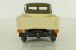 Уаз-3303 бортовой, хаки/бежевый, Русская миниатюра 1:43
