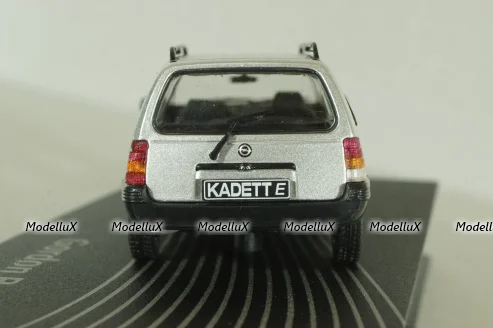 Opel Kadett Caravan (E), Gordon Brown 1988, silver, OPCD133, Opel Collection Designer #133 1:43 с журналом, запечатанный!