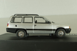 Opel Kadett Caravan (E), Gordon Brown 1988, silver, OPCD133, Opel Collection Designer #133 1:43
