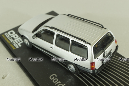 Opel Kadett Caravan (E), Gordon Brown 1988, silver, OPCD133, Opel Collection Designer #133 1:43 Уценка!